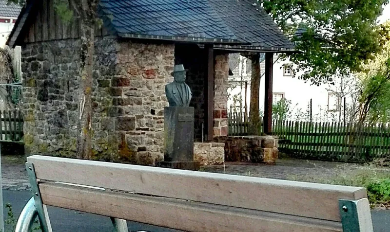 Mitfahrerbank in Kerpen an der Fritz-von-Wille-Straße